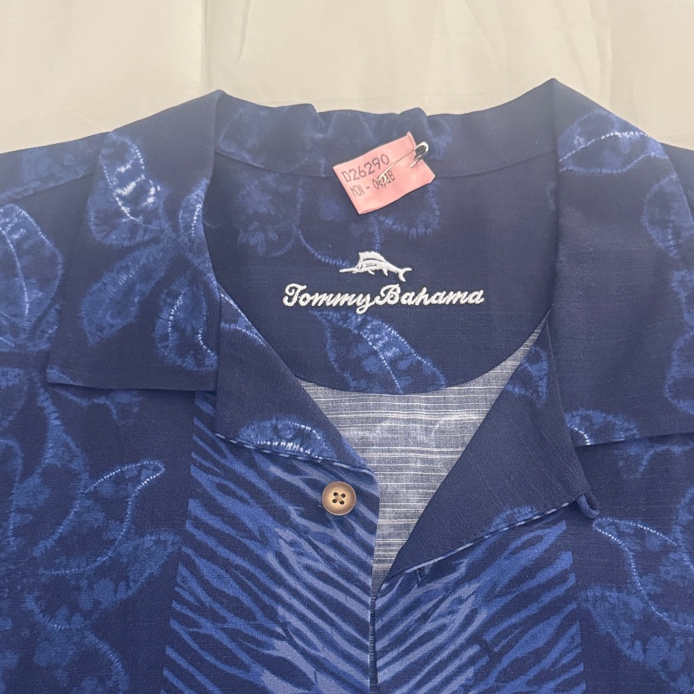 Tommy Bahama Navy Tropical Shirt artist series 2022